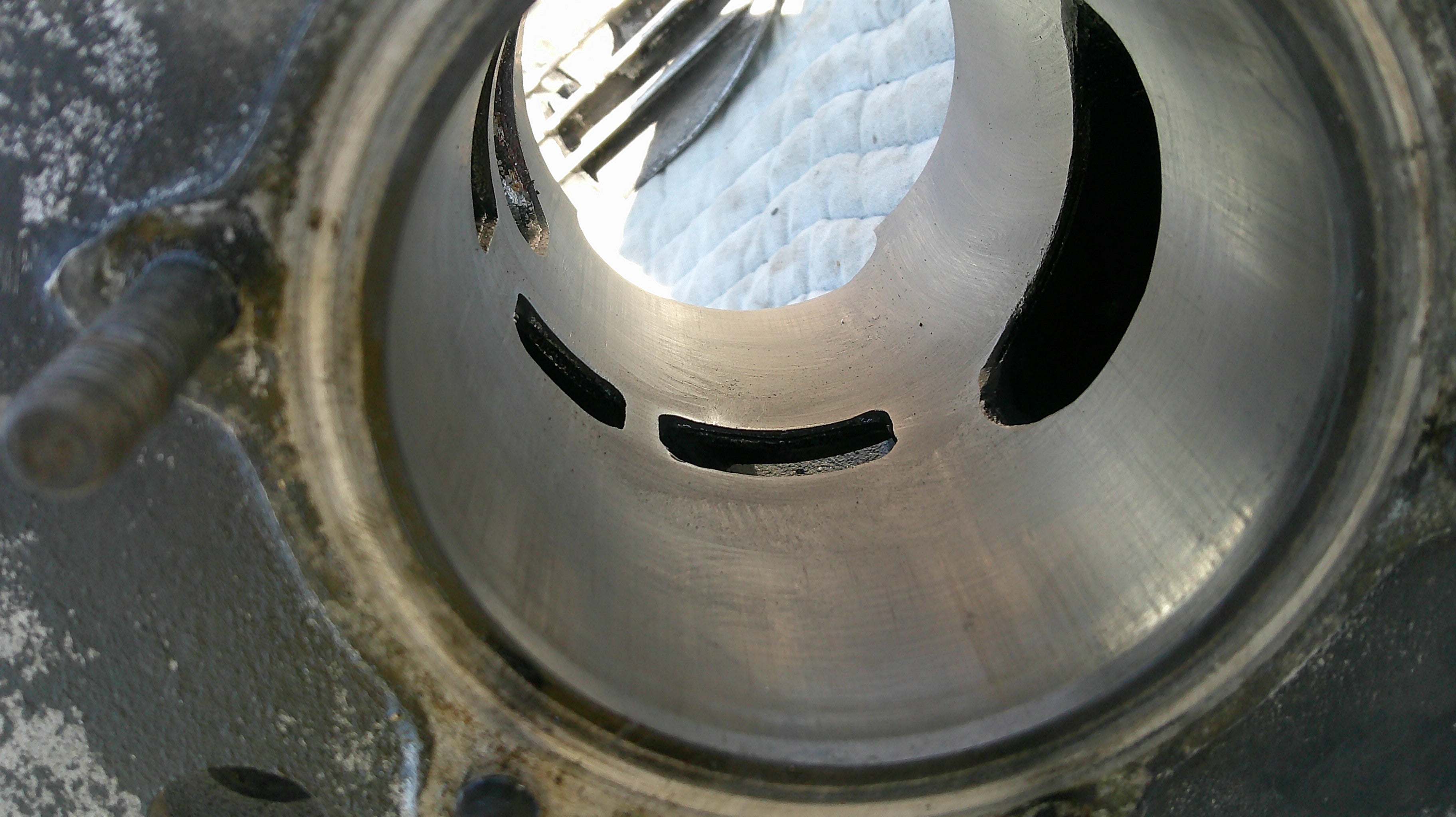 Cylinder jug for a 1981 Yamaha YZ/IT465