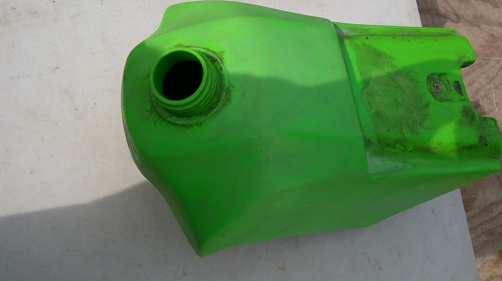 1983 Kawasaki KX500 fuel tank